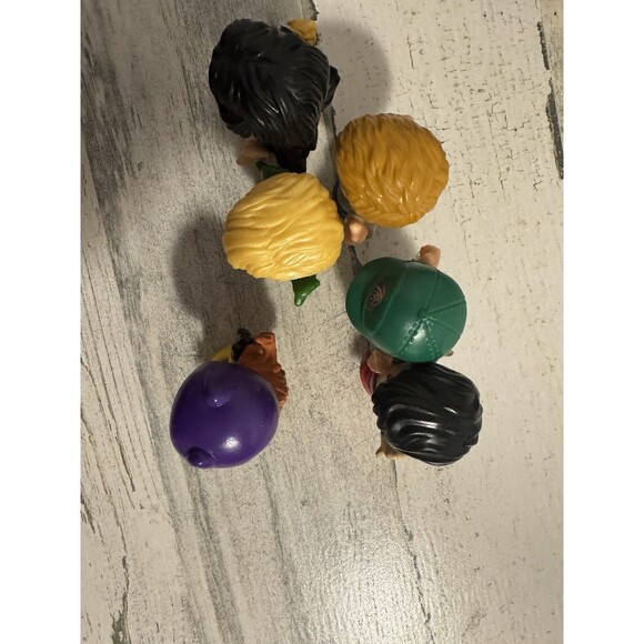 Mattel Little People Fisher-Price DC Comics Super Heroes Pizza Delivery Set 6 - Picture 8 of 12